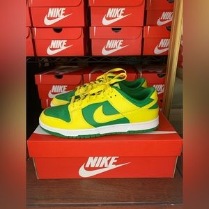 nike dunk reverse brazils
